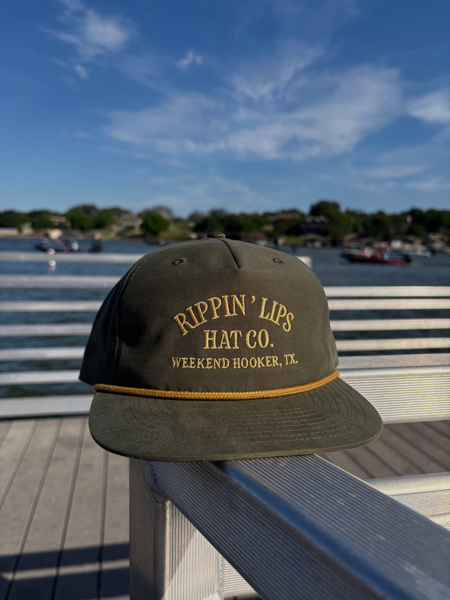 Rippin’ Lips Texas Roped Series - Loden/Amber Gold